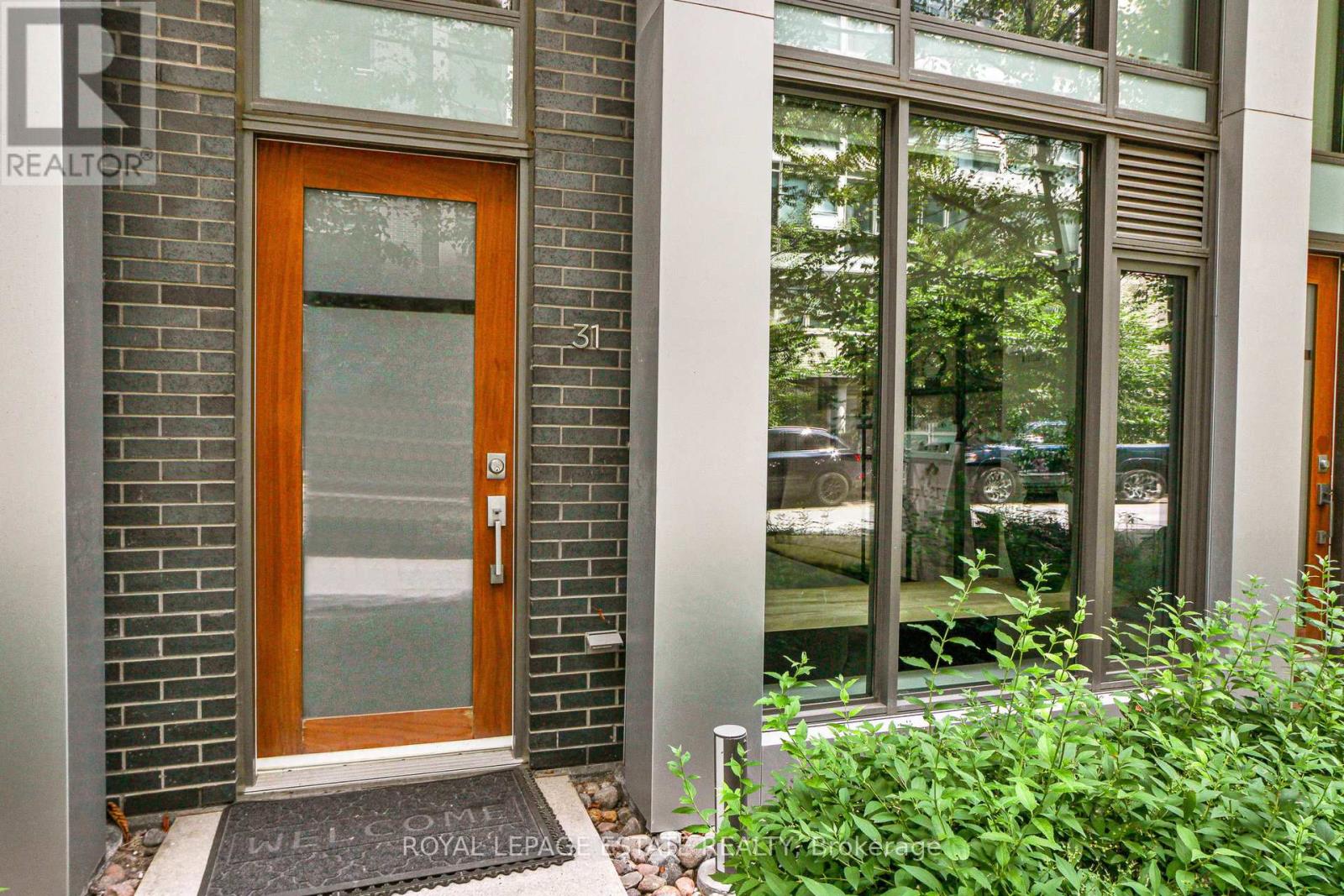 Photo 7 of 110 55 Stewart Street, Toronto ON
