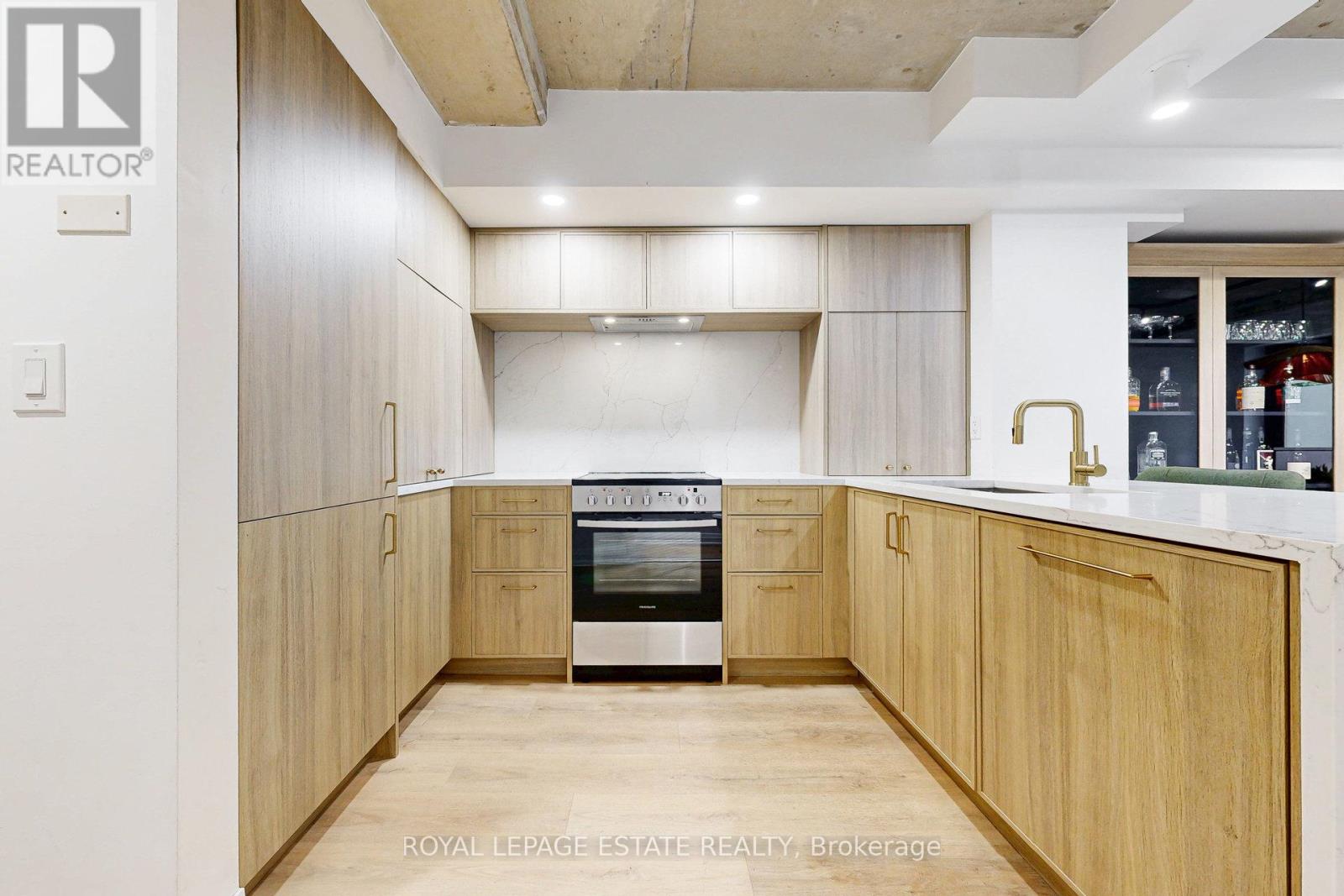 Photo 31 of 110 55 Stewart Street, Toronto ON