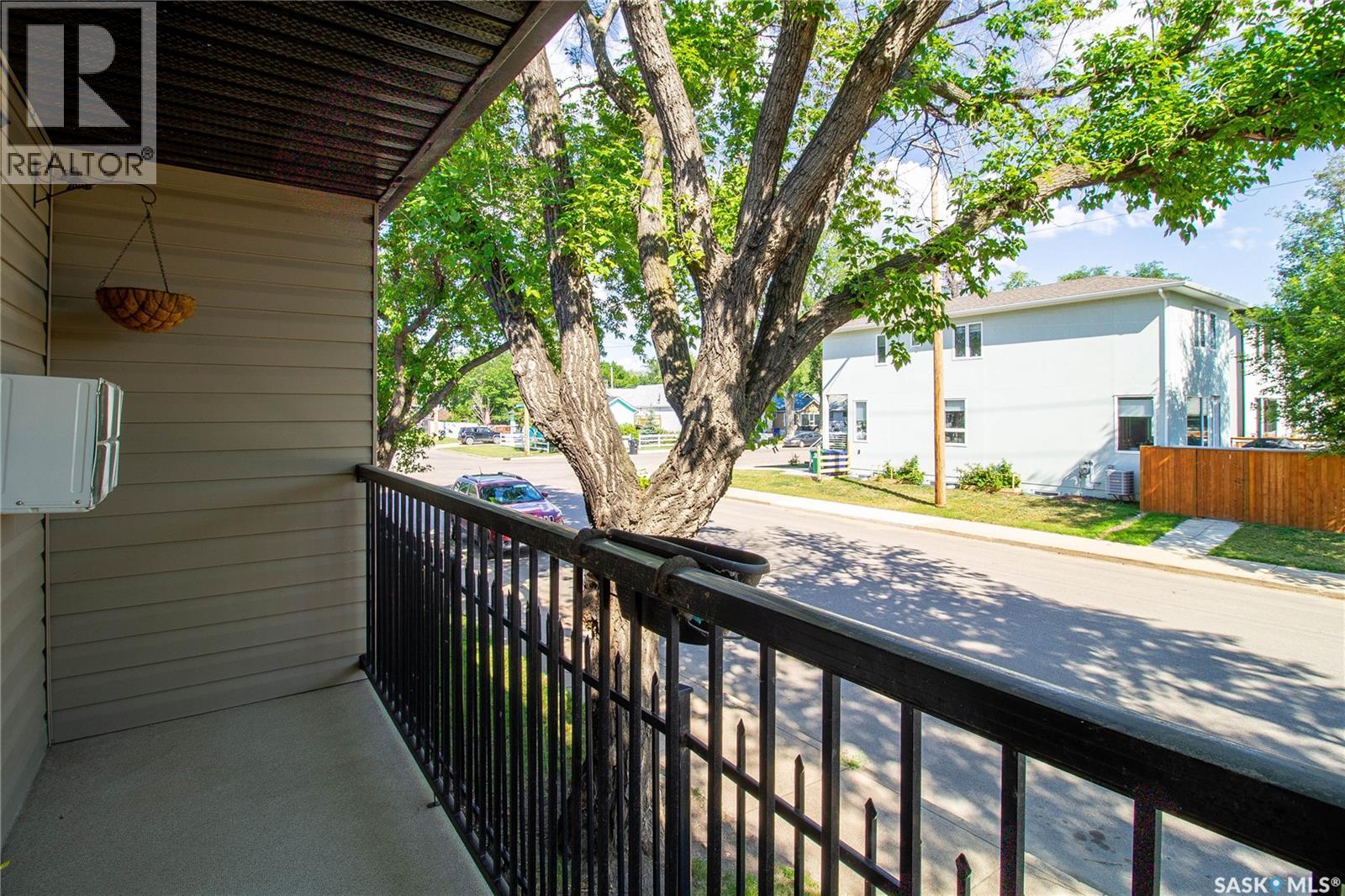 Photo 16 of 203 521 18th Street W, Saskatoon SK