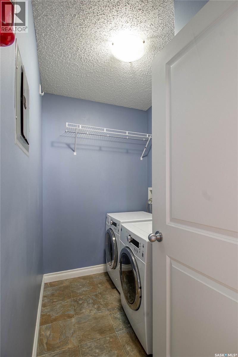 Photo 9 of 203 521 18th Street W, Saskatoon SK
