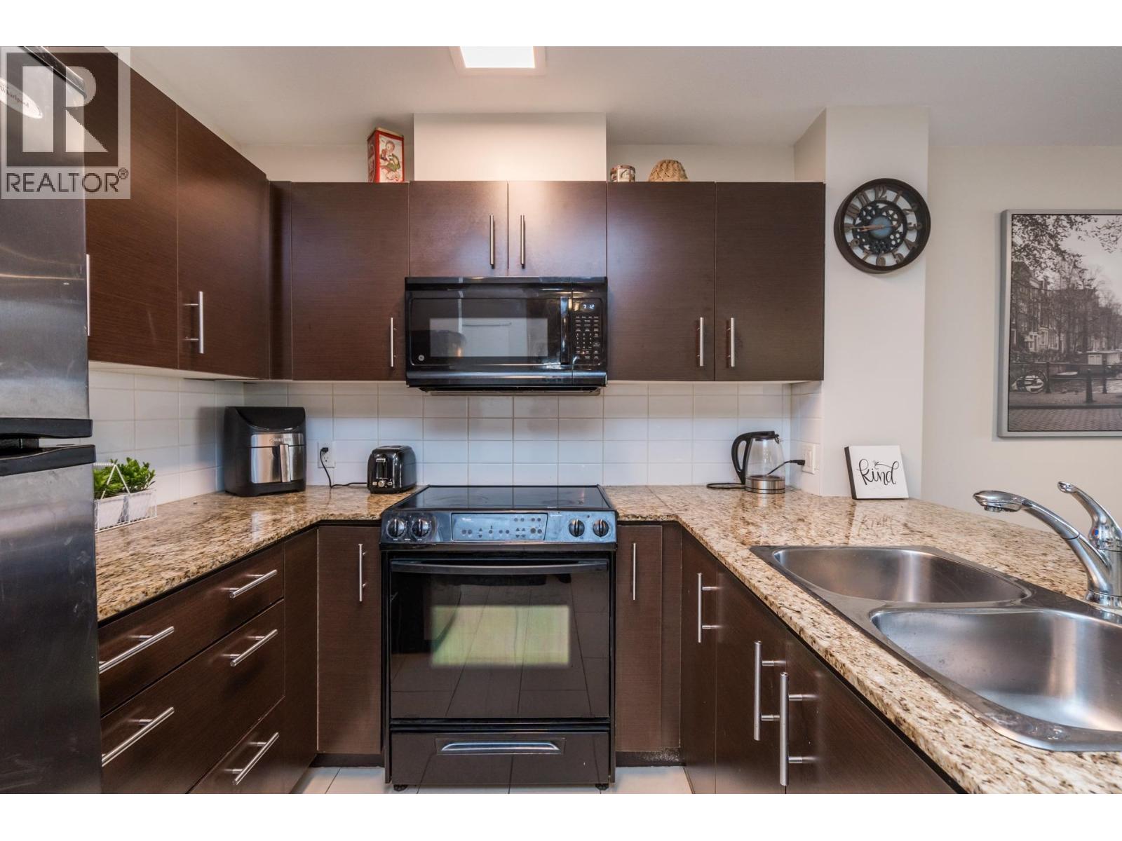 403 11665 HANEY BYPASS, Maple Ridge