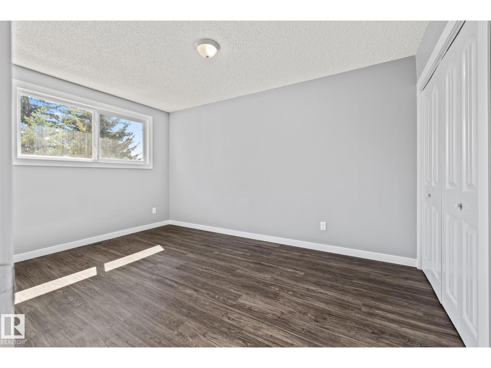 Photo 38 of 2 B Clareview Vg Nw, Edmonton AB