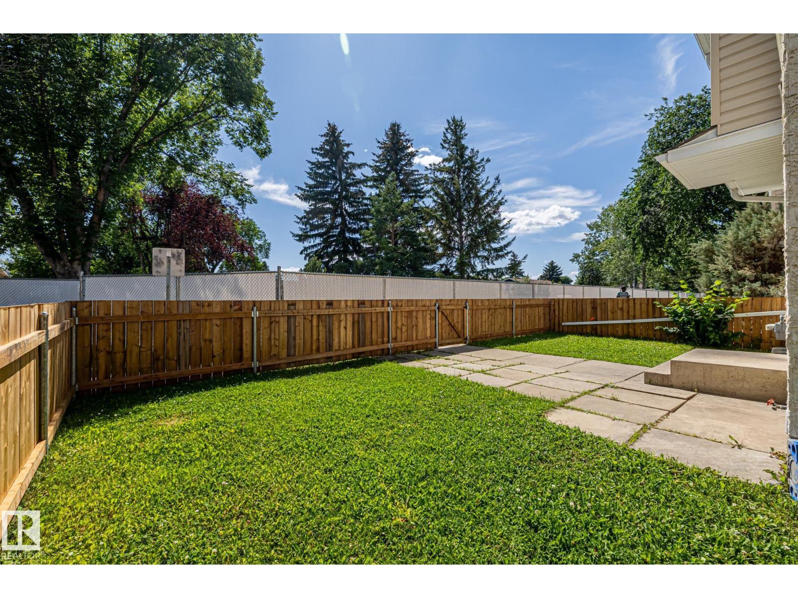 Photo 1 of 2 B Clareview Vg Nw, Edmonton AB