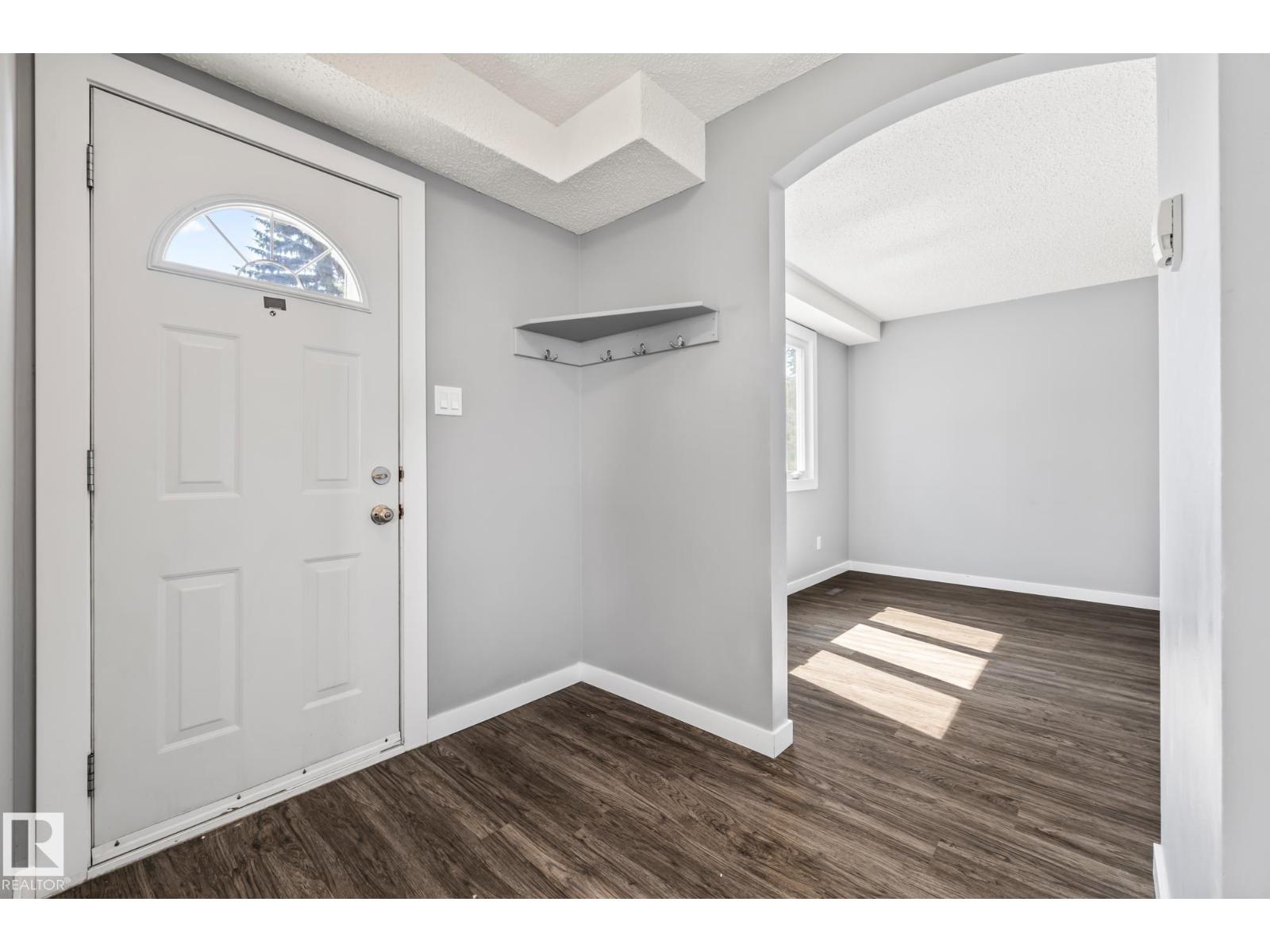 Photo 31 of 2 B Clareview Vg Nw, Edmonton AB