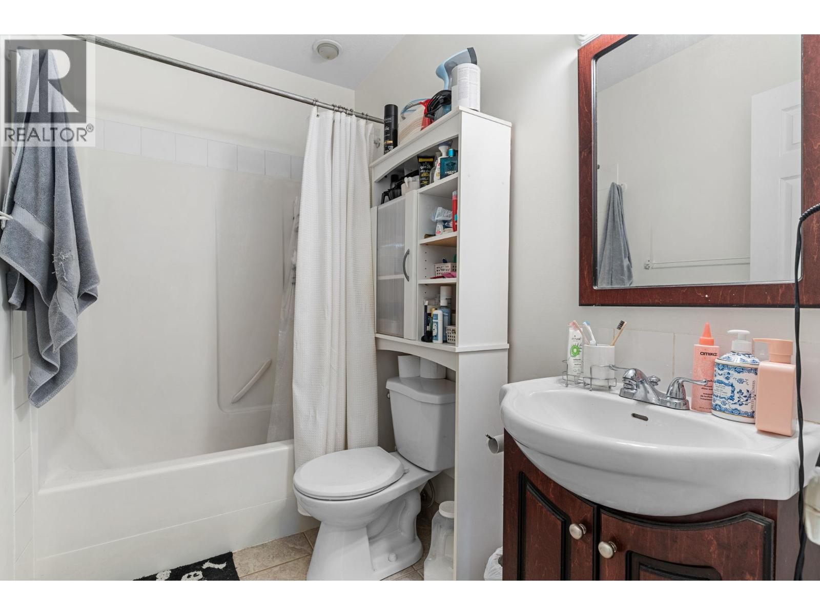 Photo 24 of 853 Wilson Avenue, Kelowna BC