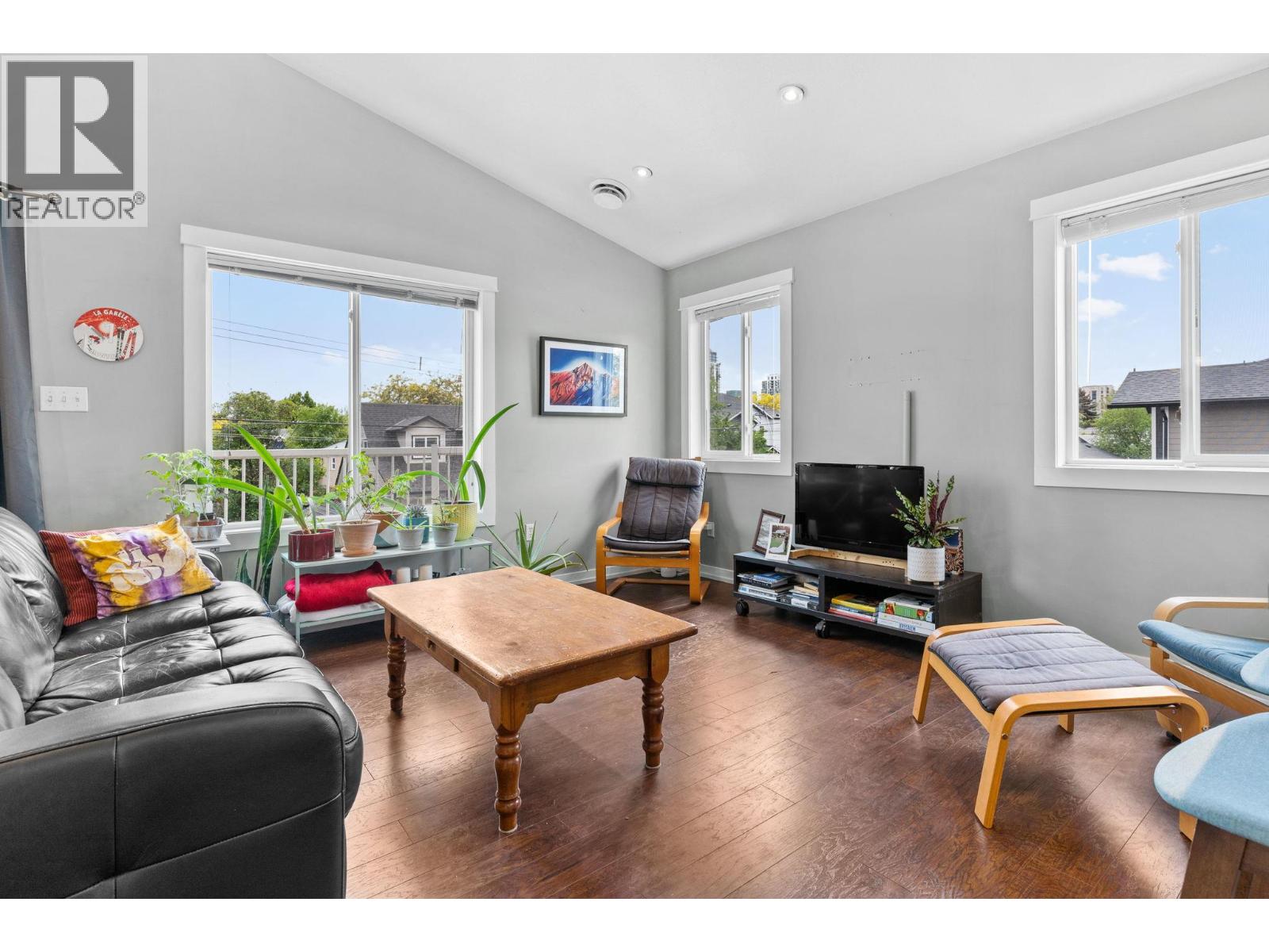 Photo 27 of 853 Wilson Avenue, Kelowna BC