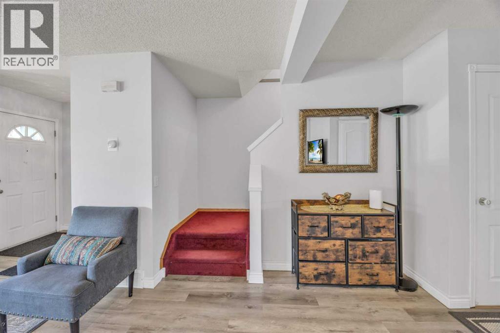 Photo 12 of 144 Tarington Park Ne, Calgary AB