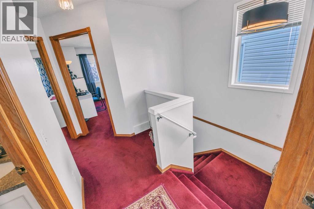Photo 15 of 144 Tarington Park Ne, Calgary AB