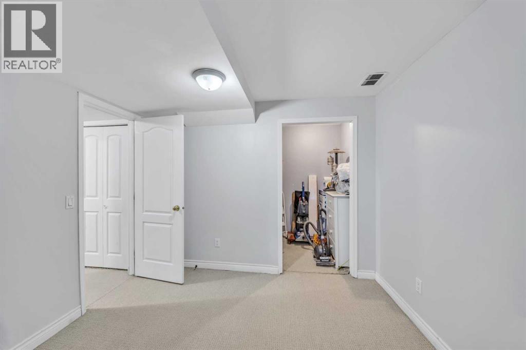 Photo 24 of 144 Tarington Park Ne, Calgary AB