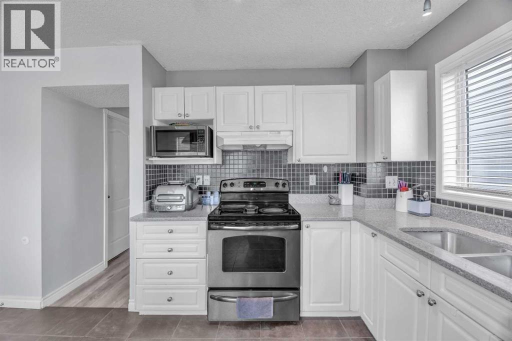 Photo 7 of 144 Tarington Park Ne, Calgary AB