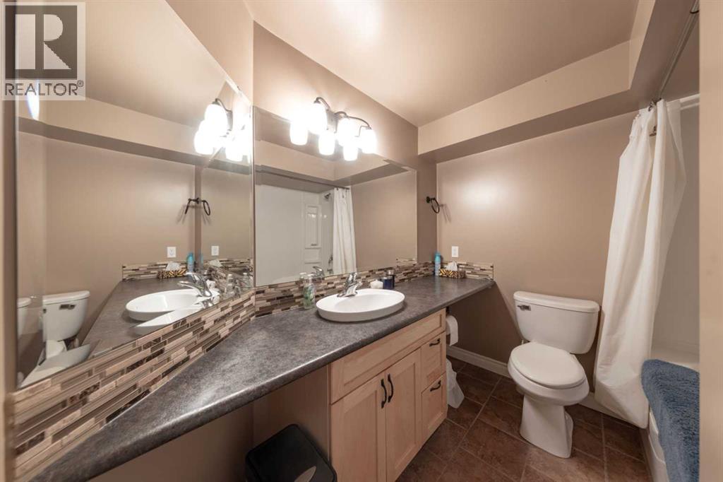 Photo 28 of 4010 74 Avenue, Lloydminster AB