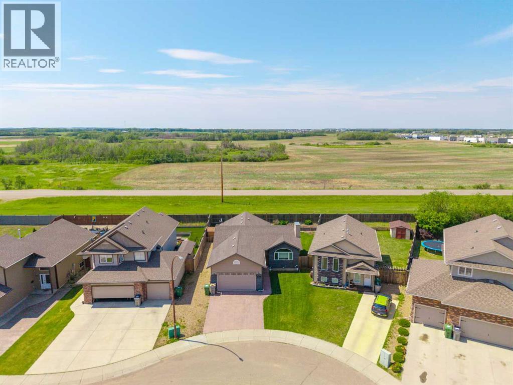 Photo 2 of 4010 74 Avenue, Lloydminster AB