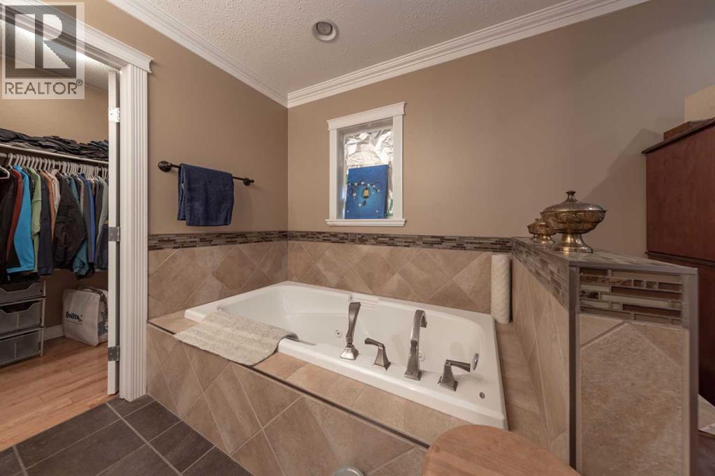 Photo 15 of 4010 74 Avenue, Lloydminster AB