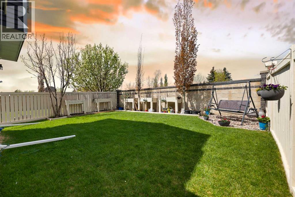 Photo 27 of 75 Tarington Close, Calgary AB