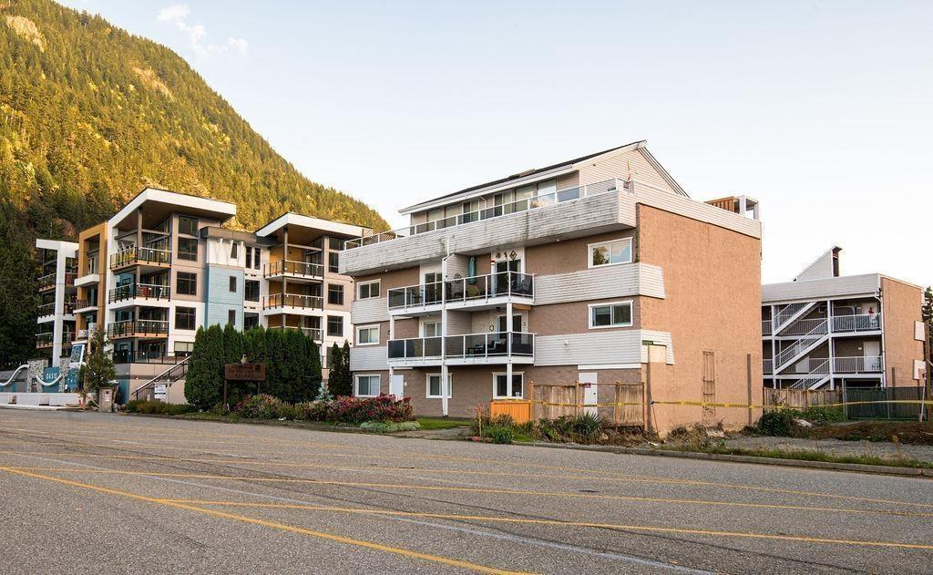 9 450 ESPLANADE AVENUE, Harrison Hot Springs, Harrison Hot Springs