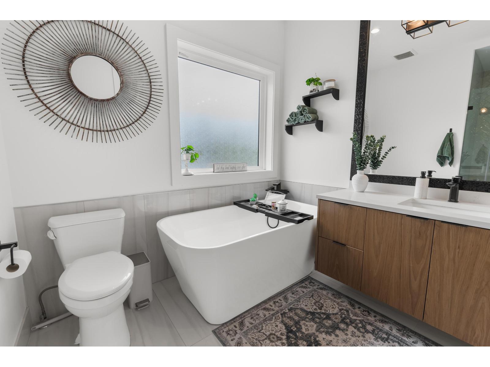Photo 14 of 1746 140th Street, Surrey BC