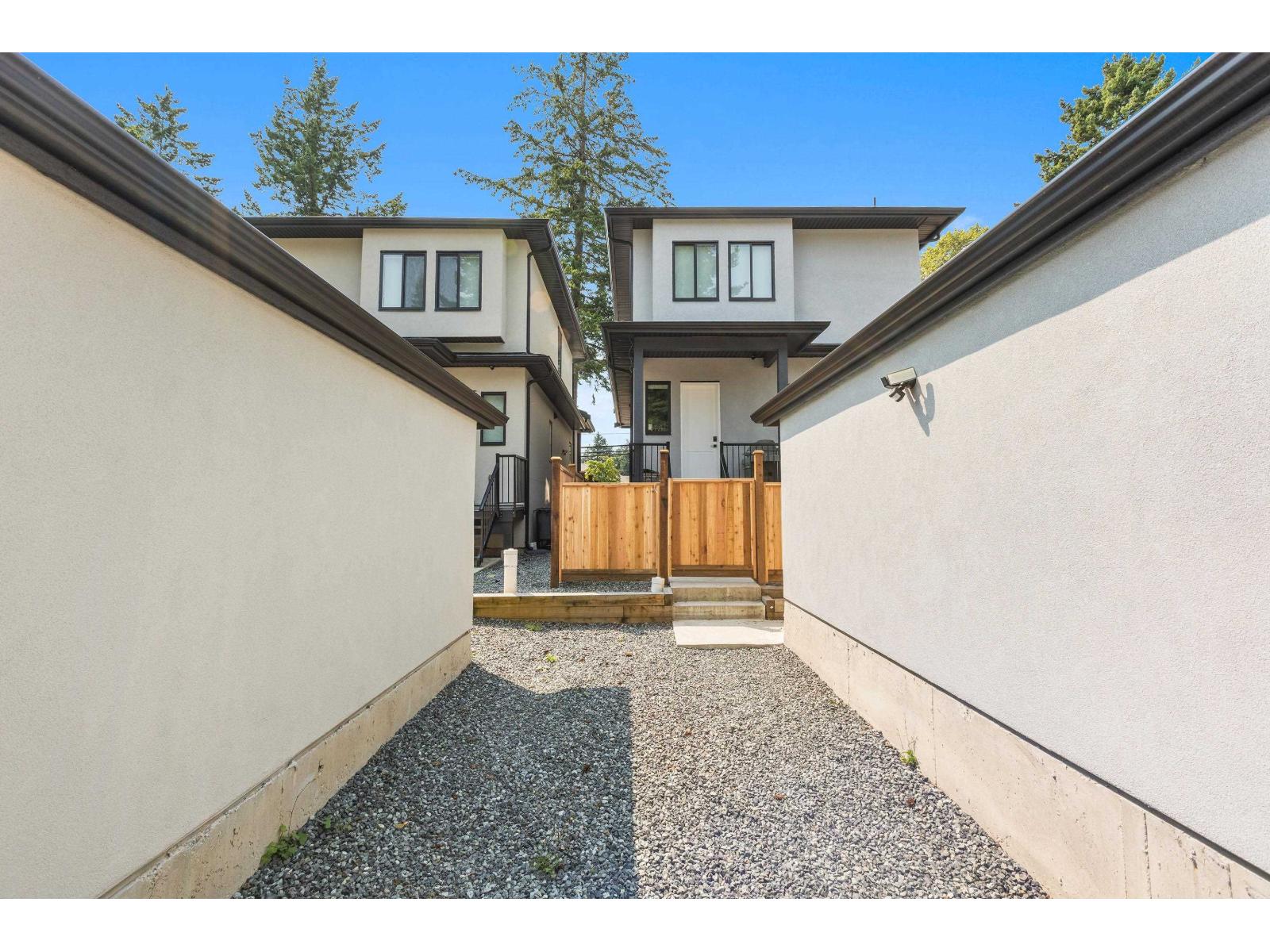 Photo 4 of 1746 140th Street, Surrey BC