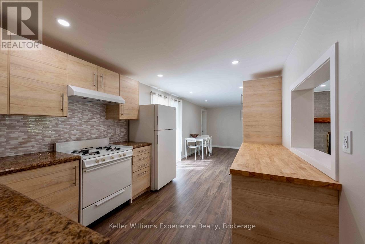 Photo 8 of 1496 Uffington Road, Bracebridge ON