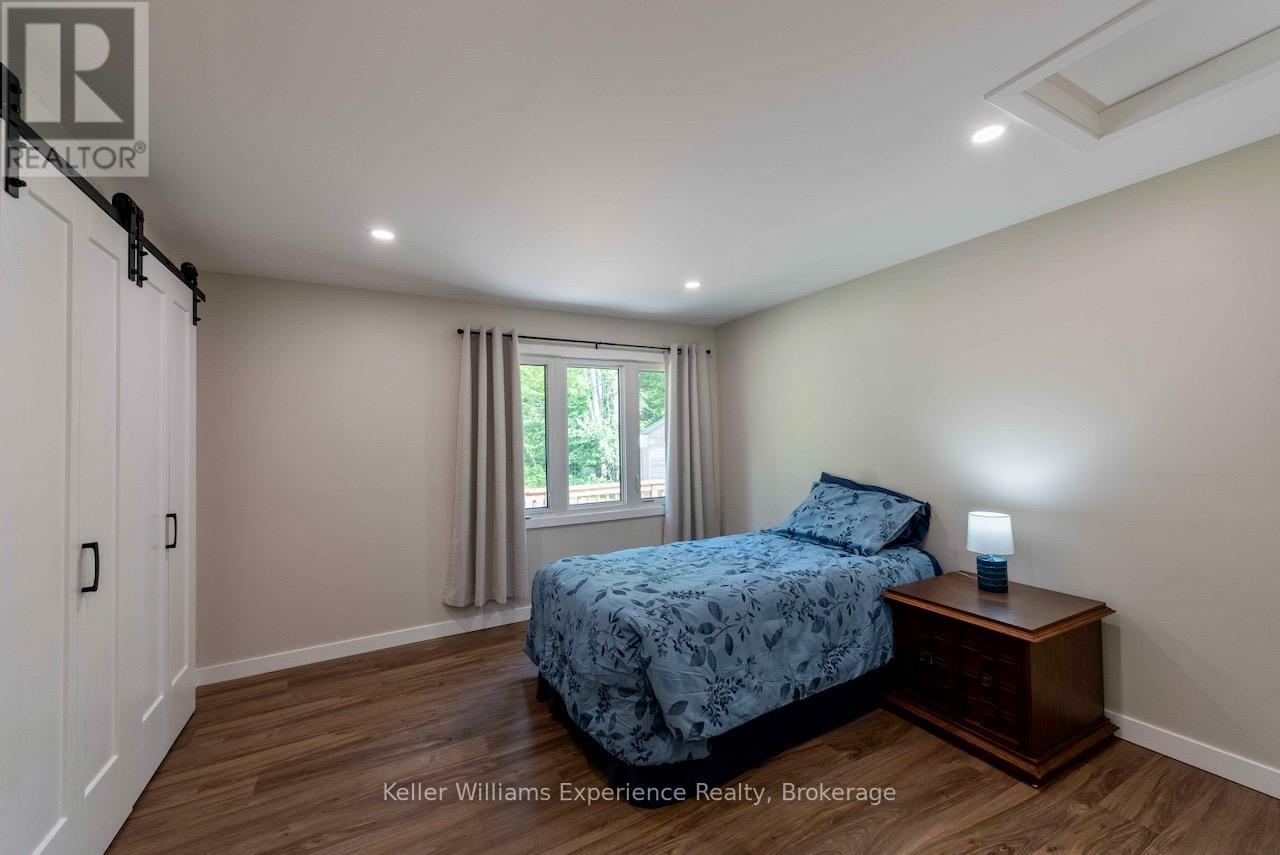 Photo 9 of 1496 Uffington Road, Bracebridge ON