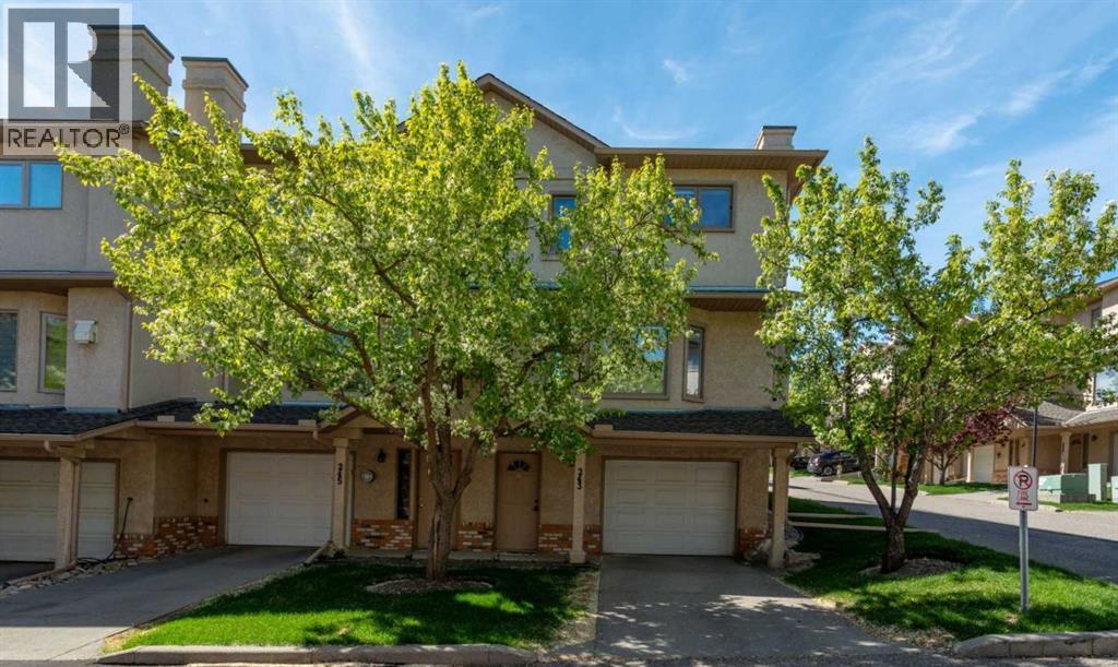 Photo 1 of 243 Christie Park Mews Sw, Calgary AB