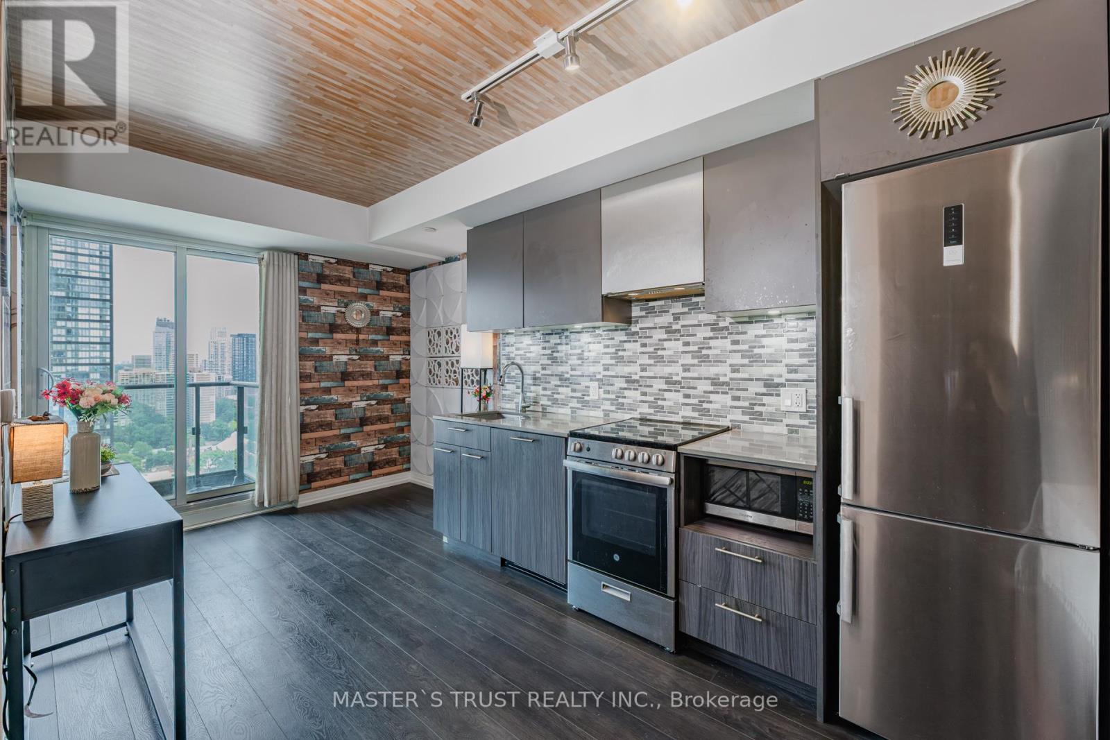 Photo 5 of 2912 251 Jarvis Street, Toronto ON