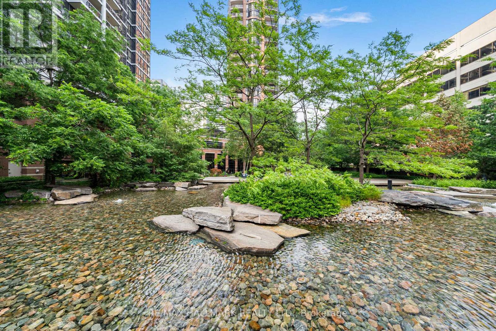 Photo 35 of Th 11 23 Sheppard Avenue E, Toronto ON