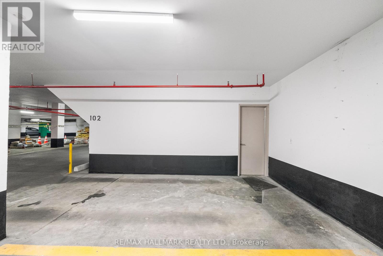 Photo 38 of Th 11 23 Sheppard Avenue E, Toronto ON