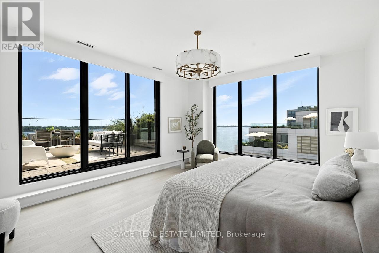 Photo 4 of 910 118 Merchants Wharf, Toronto ON