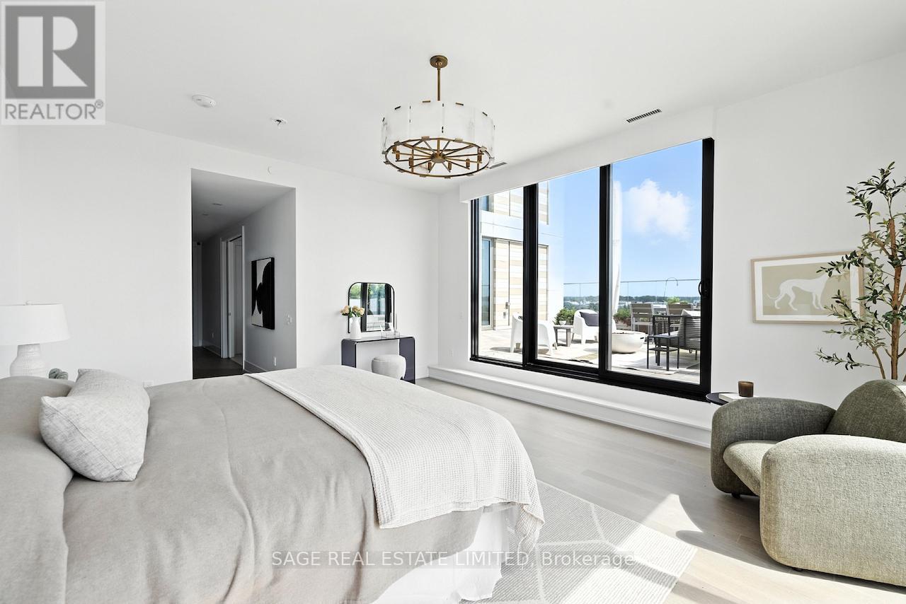 Photo 11 of 910 118 Merchants Wharf, Toronto ON