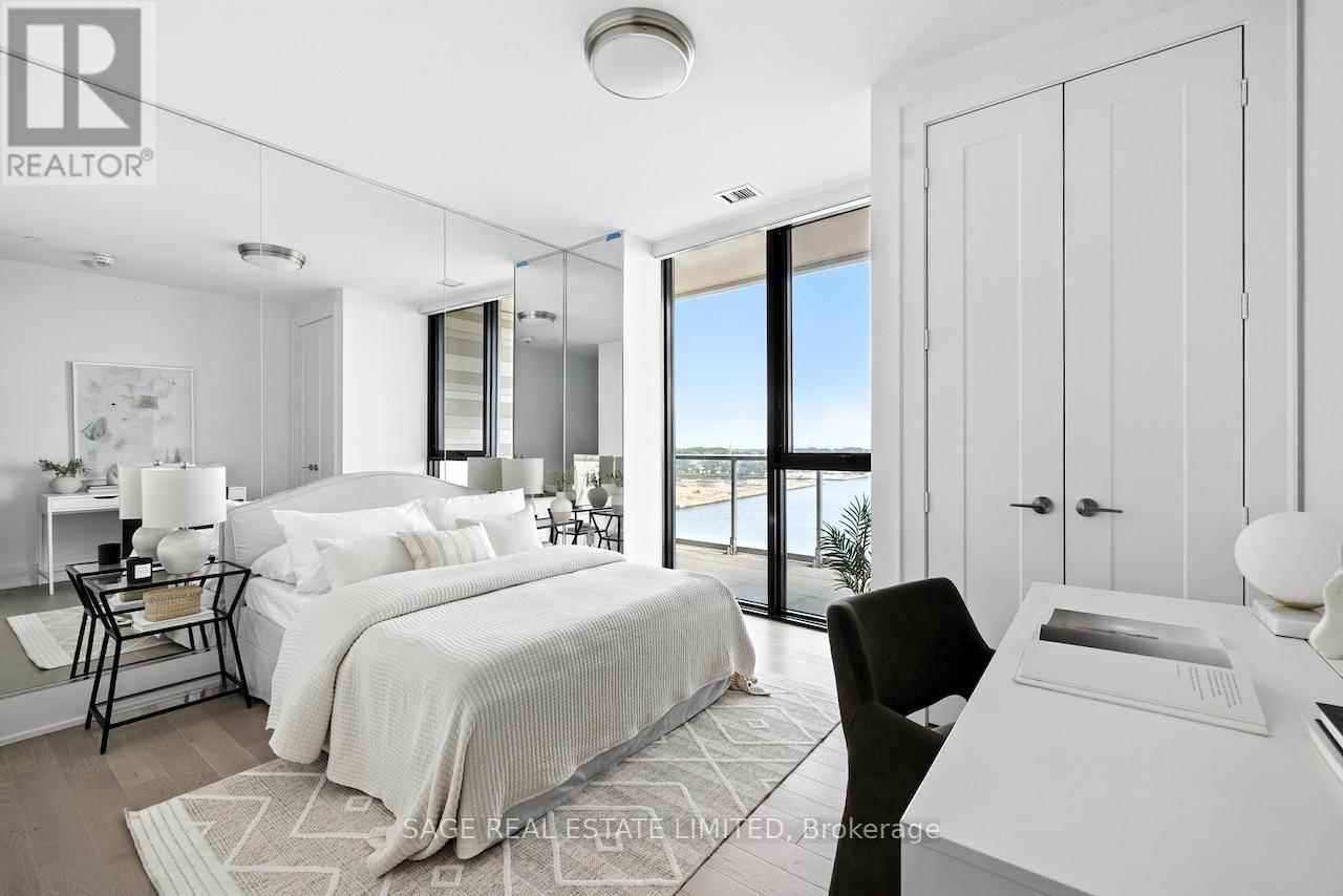 Photo 1 of 910 118 Merchants Wharf, Toronto ON