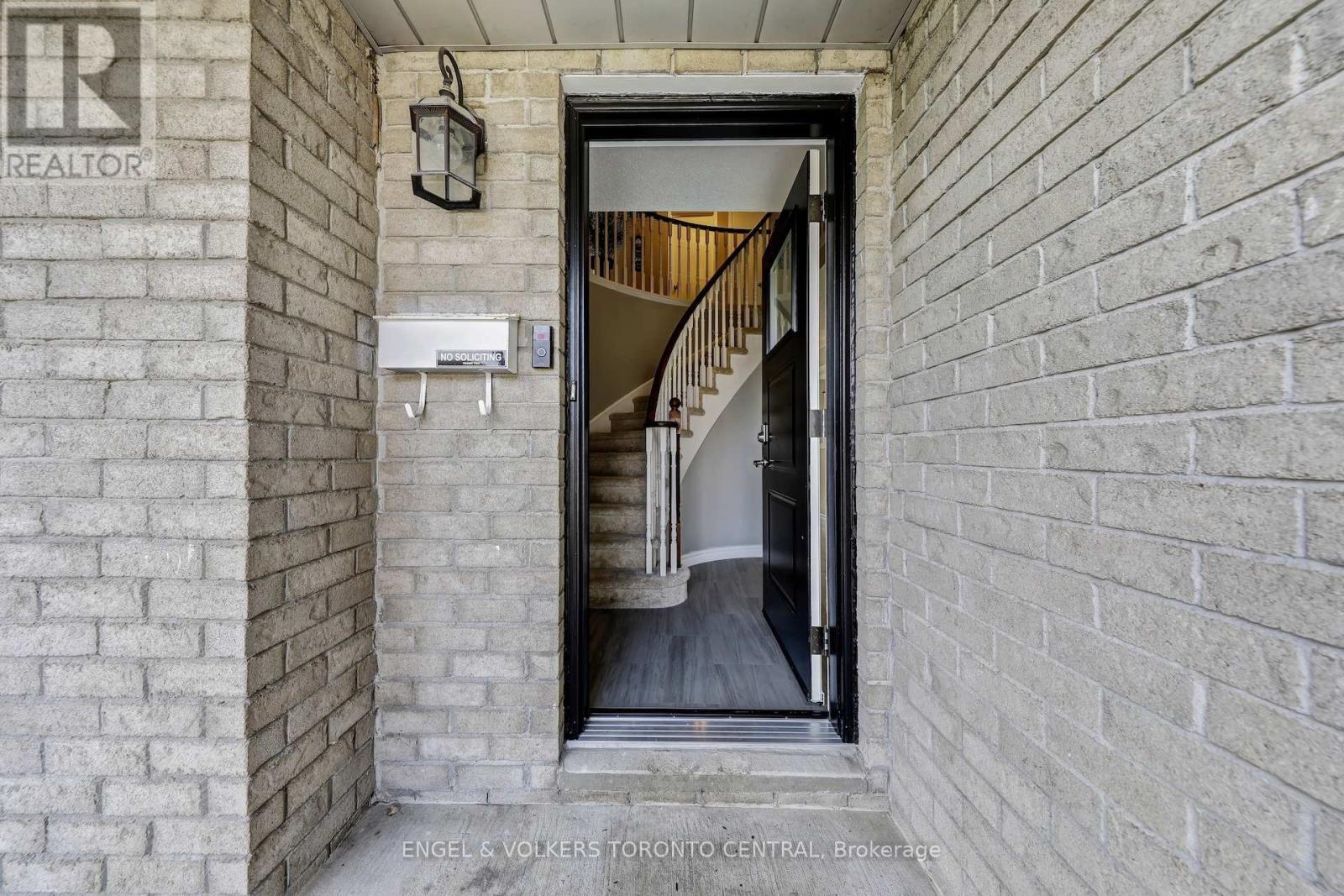 Photo 50 of 14 Soper Creek Drive, Clarington ON