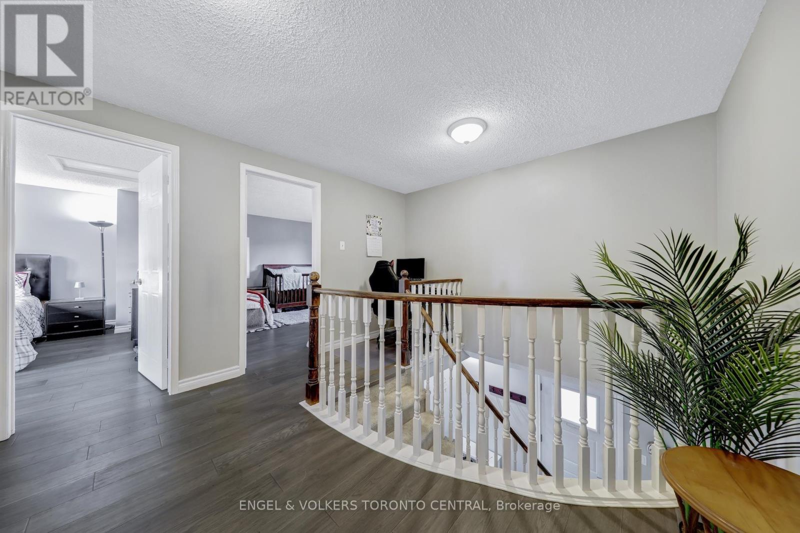 Photo 34 of 14 Soper Creek Drive, Clarington ON