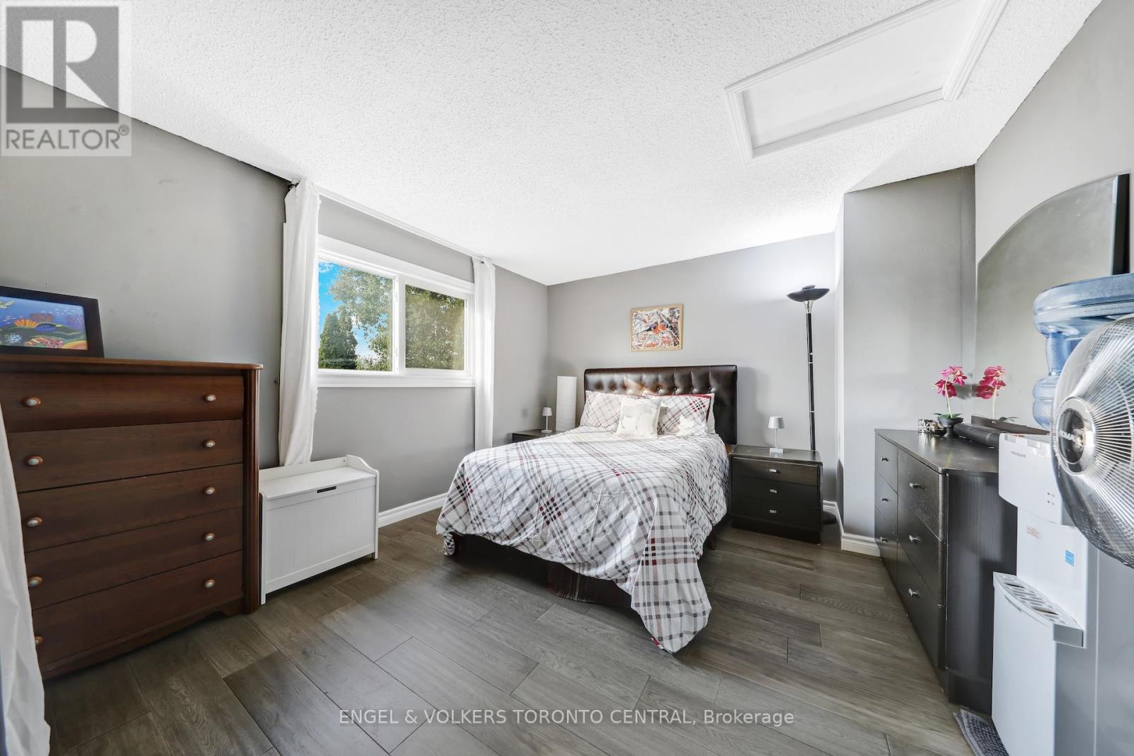 Photo 46 of 14 Soper Creek Drive, Clarington ON