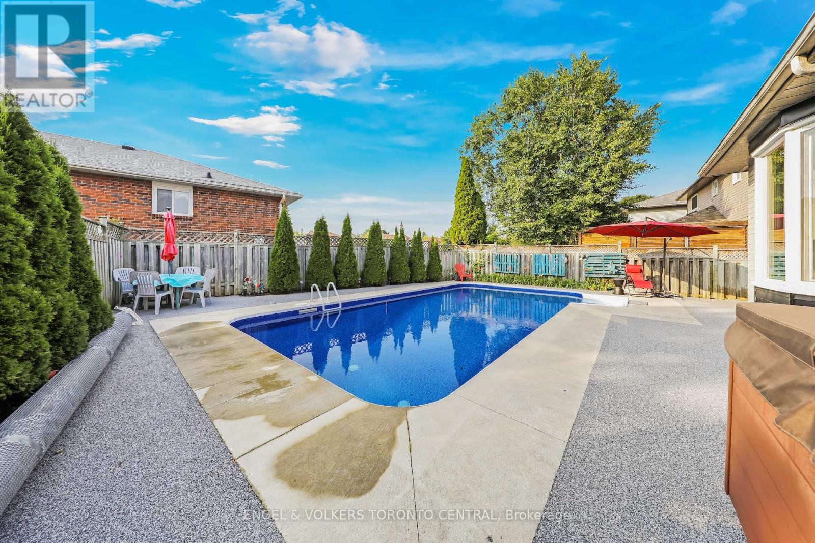 Photo 30 of 14 Soper Creek Drive, Clarington ON