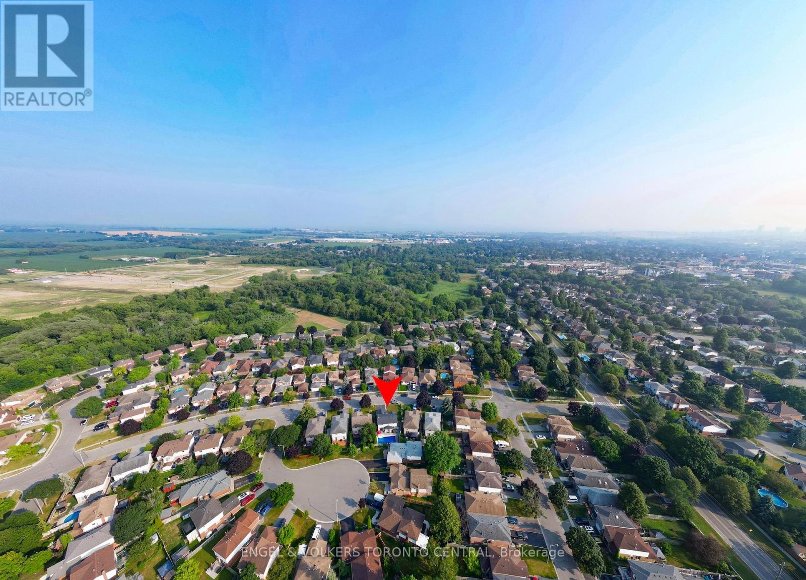 Photo 18 of 14 Soper Creek Drive, Clarington ON