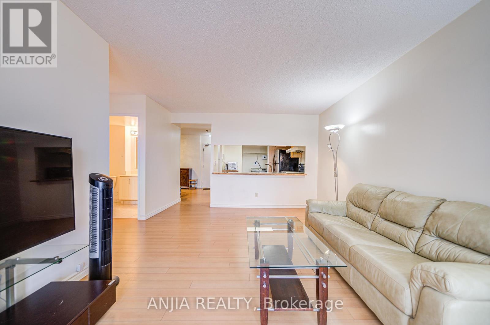 Photo 31 of 512 225 Bamburgh Circle, Toronto ON