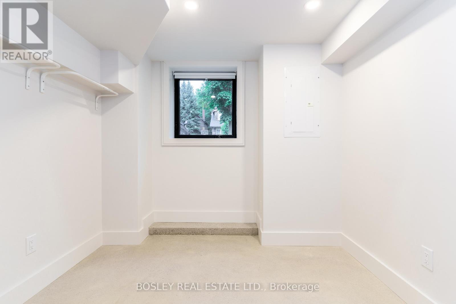 Photo 20 of Lower 47 Linnsmore Crescent, Toronto ON