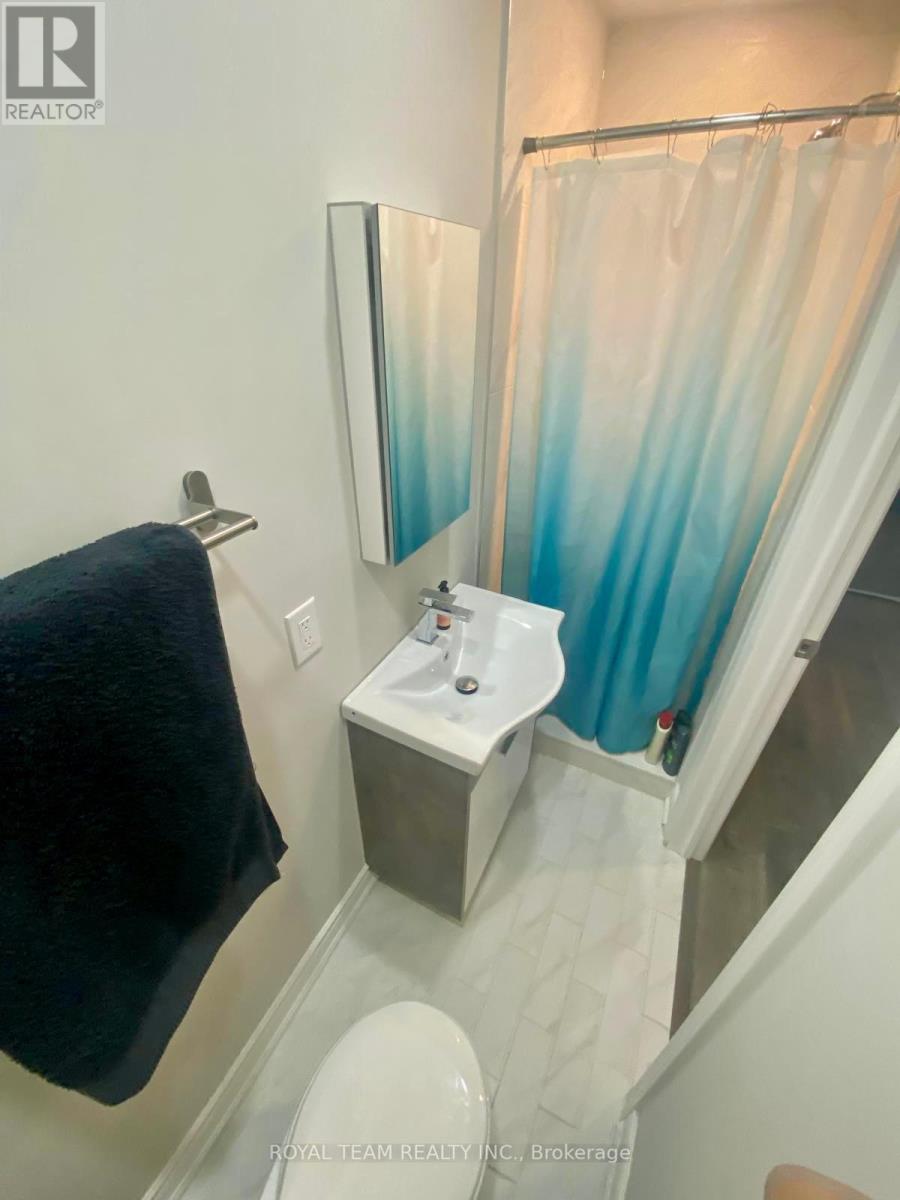 Photo 7 of Upper 72 Adams Street, Bradford West Gwillimbury ON
