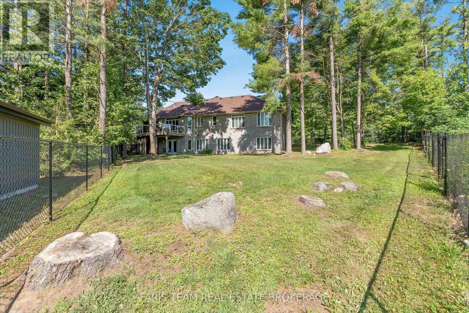 Photo 14 of 7 Highland Drive, Oromedonte ON