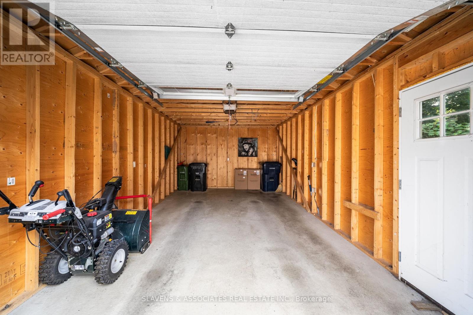 Photo 30 of 1213 Glencairn Avenue, Toronto ON