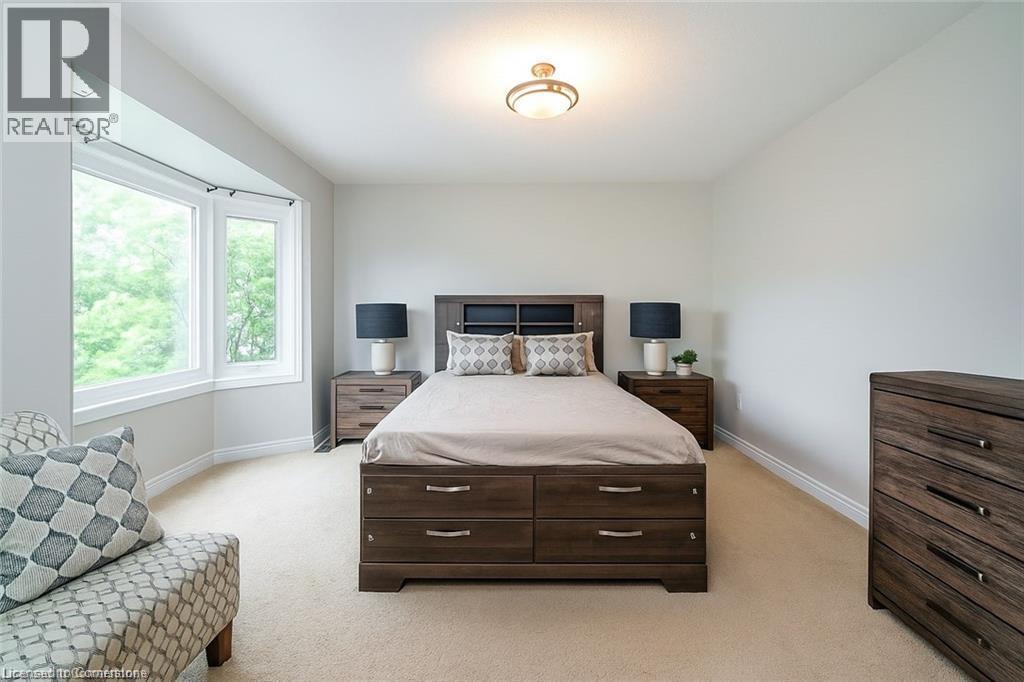 Photo 34 of 1262 Upper Paradise Road, Hamilton ON
