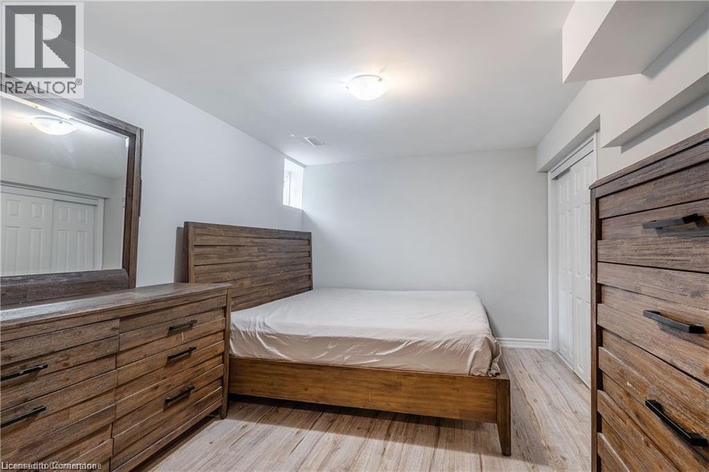 Photo 39 of 1262 Upper Paradise Road, Hamilton ON