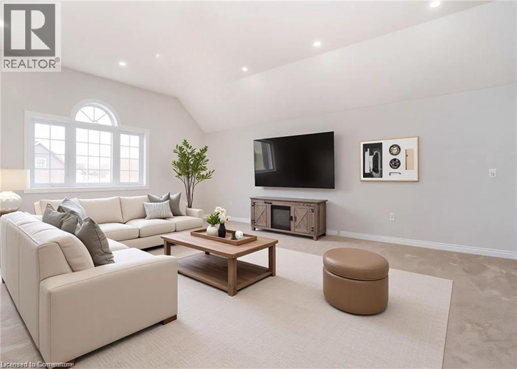 Photo 33 of 1262 Upper Paradise Road, Hamilton ON