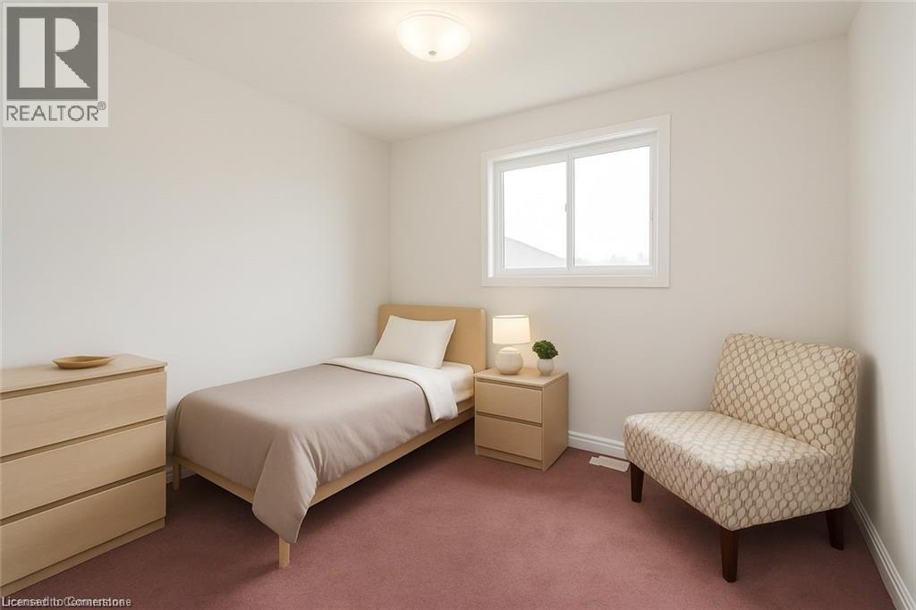 Photo 16 of 1262 Upper Paradise Road, Hamilton ON