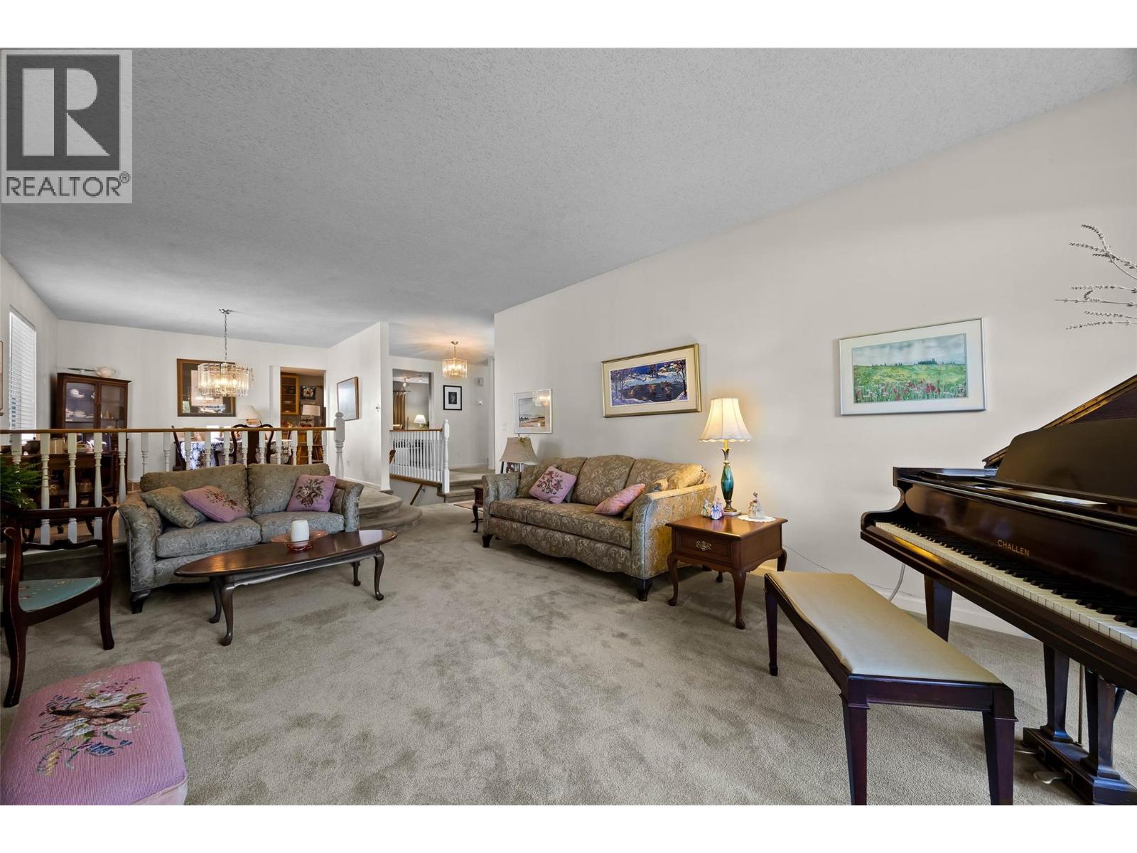 Photo 6 of 112 Monmouth Drive, Kamloops BC