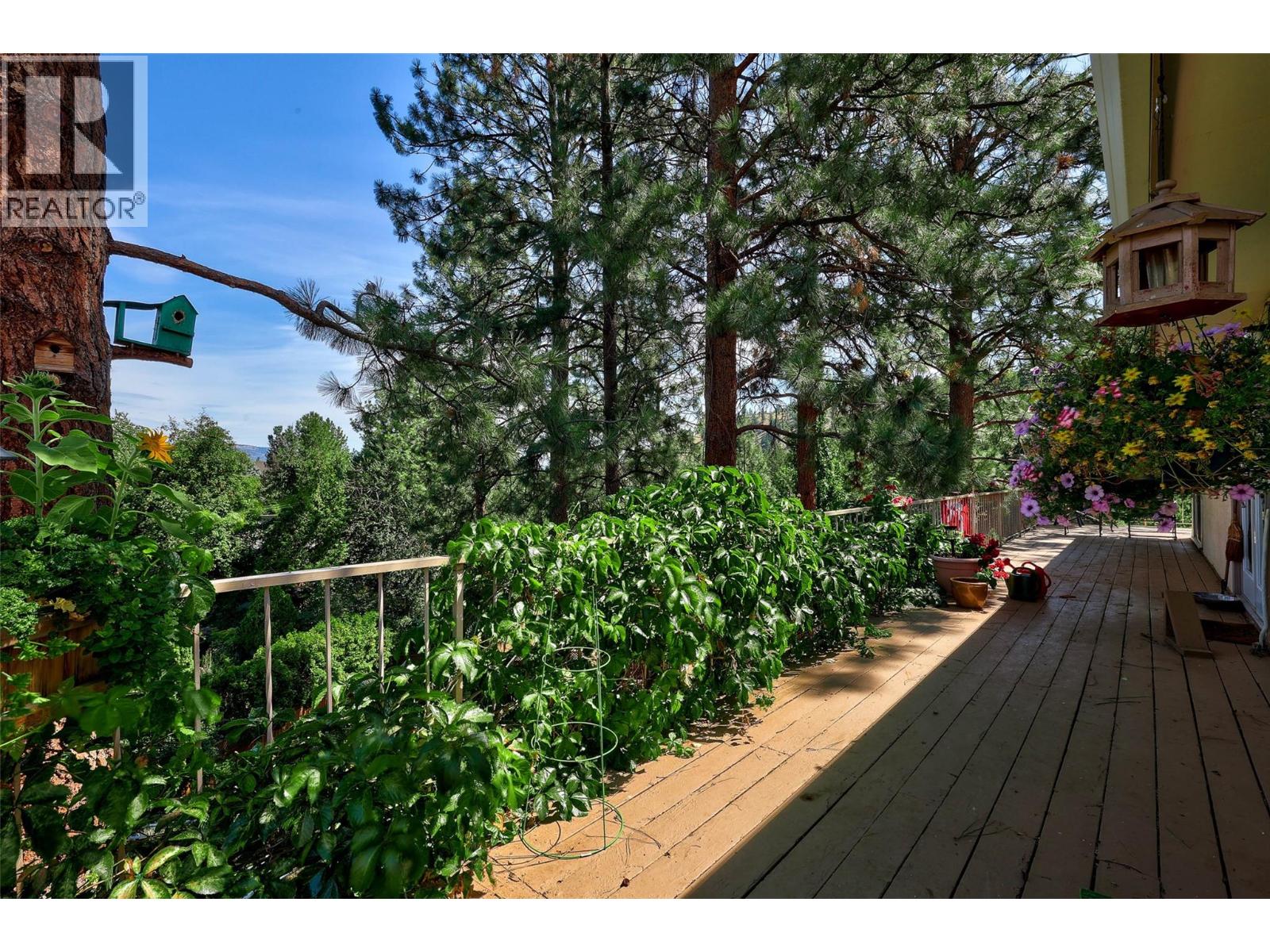 Photo 15 of 112 Monmouth Drive, Kamloops BC