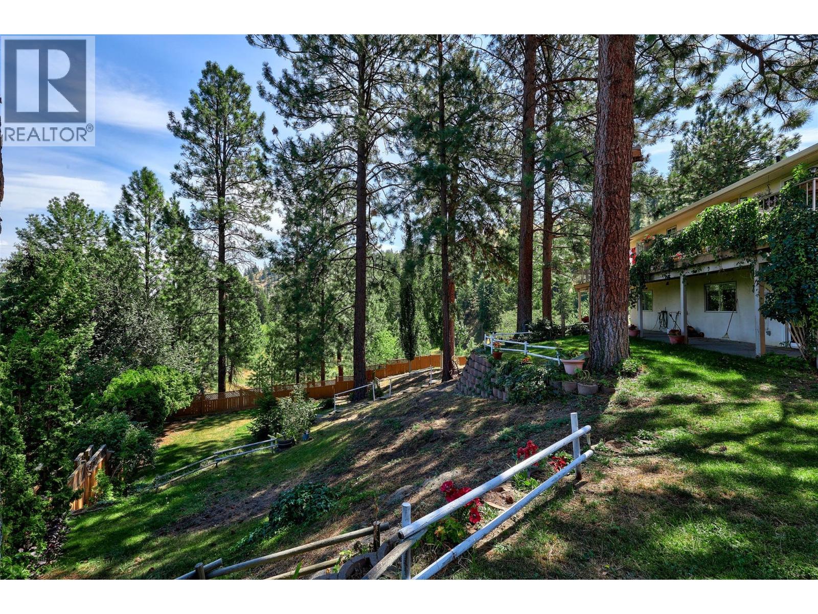 Photo 38 of 112 Monmouth Drive, Kamloops BC