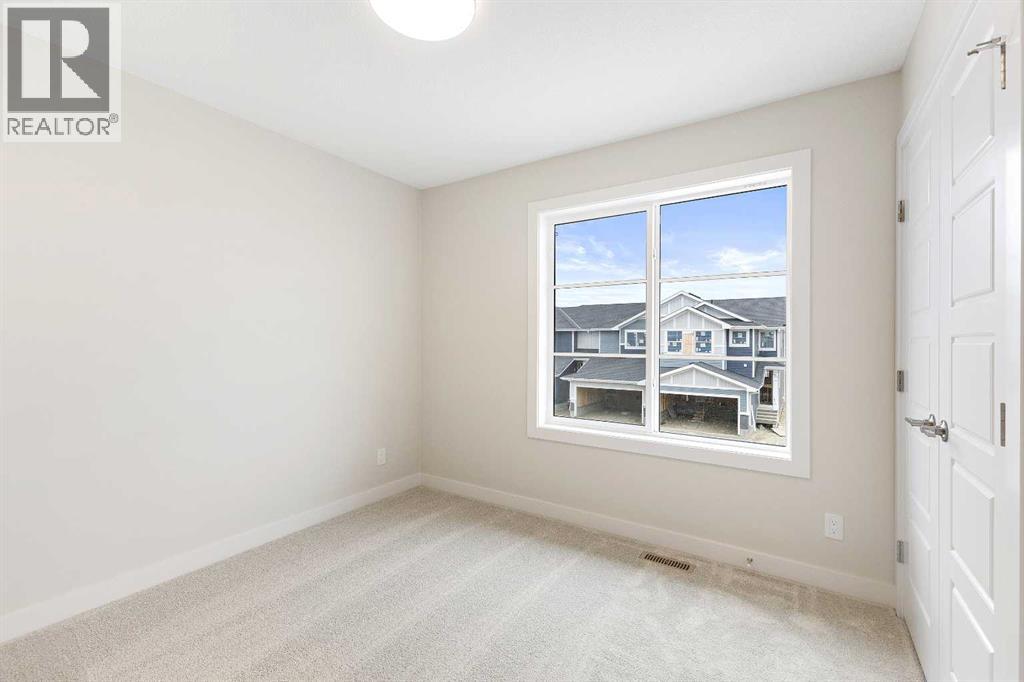 Photo 35 of 430 River Avenue, Cochrane AB