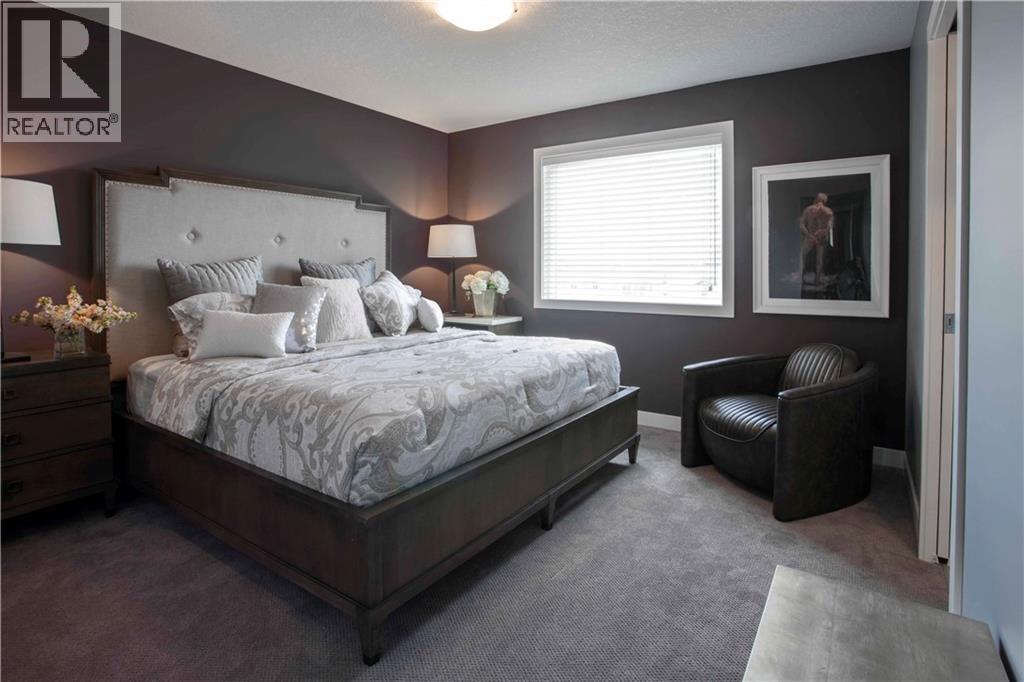 Photo 11 of 434 River Avenue, Cochrane AB
