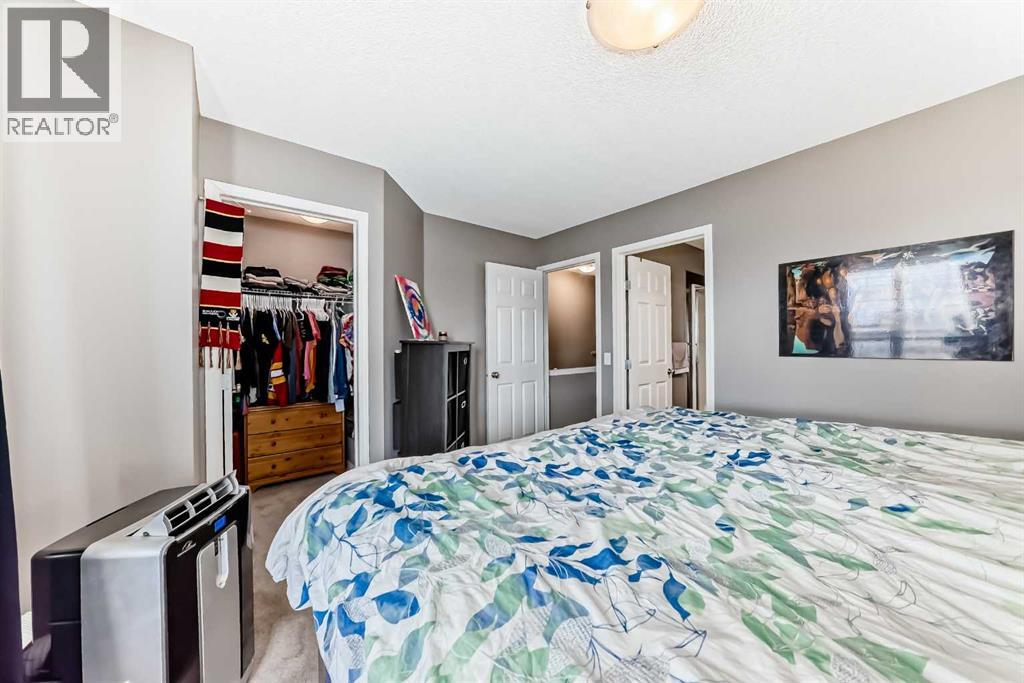 Single Family House for Sale in  New Brighton Gardens SE New Brighton Calgary 